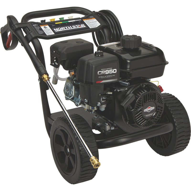 NorthStar Gas Cold Water Pressure Washer, 3200 PSI, 2.5 GPM, Briggs & Stratton Engine, Model #1574402 — Main View