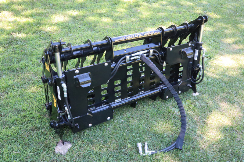 Compact Clam Grapple (CCG)