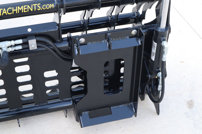 Compact Clam Grapple (CCG)