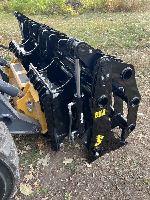 Utility Tractor CG Clam Grapple (CG)