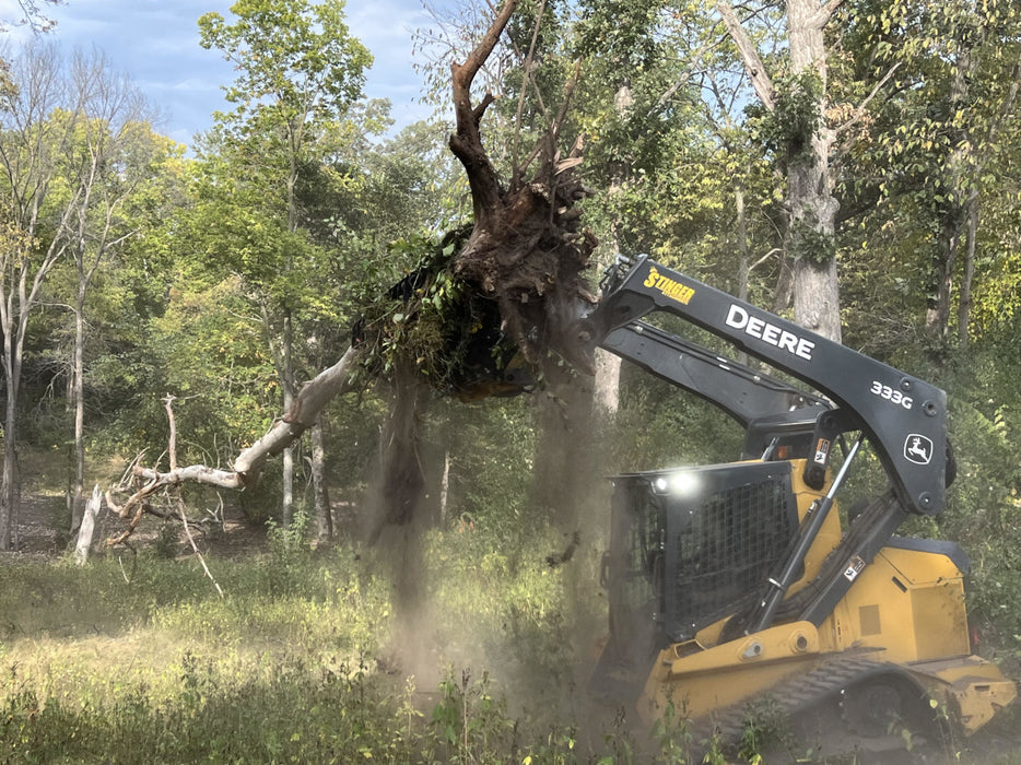 Utility Tractor CG Clam Grapple (CG)