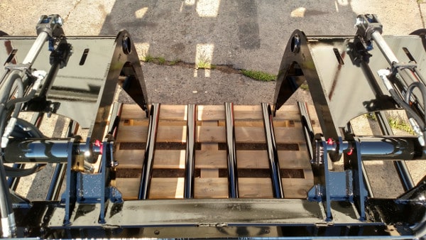 Manure Tine Grapple Bucket (MTG)